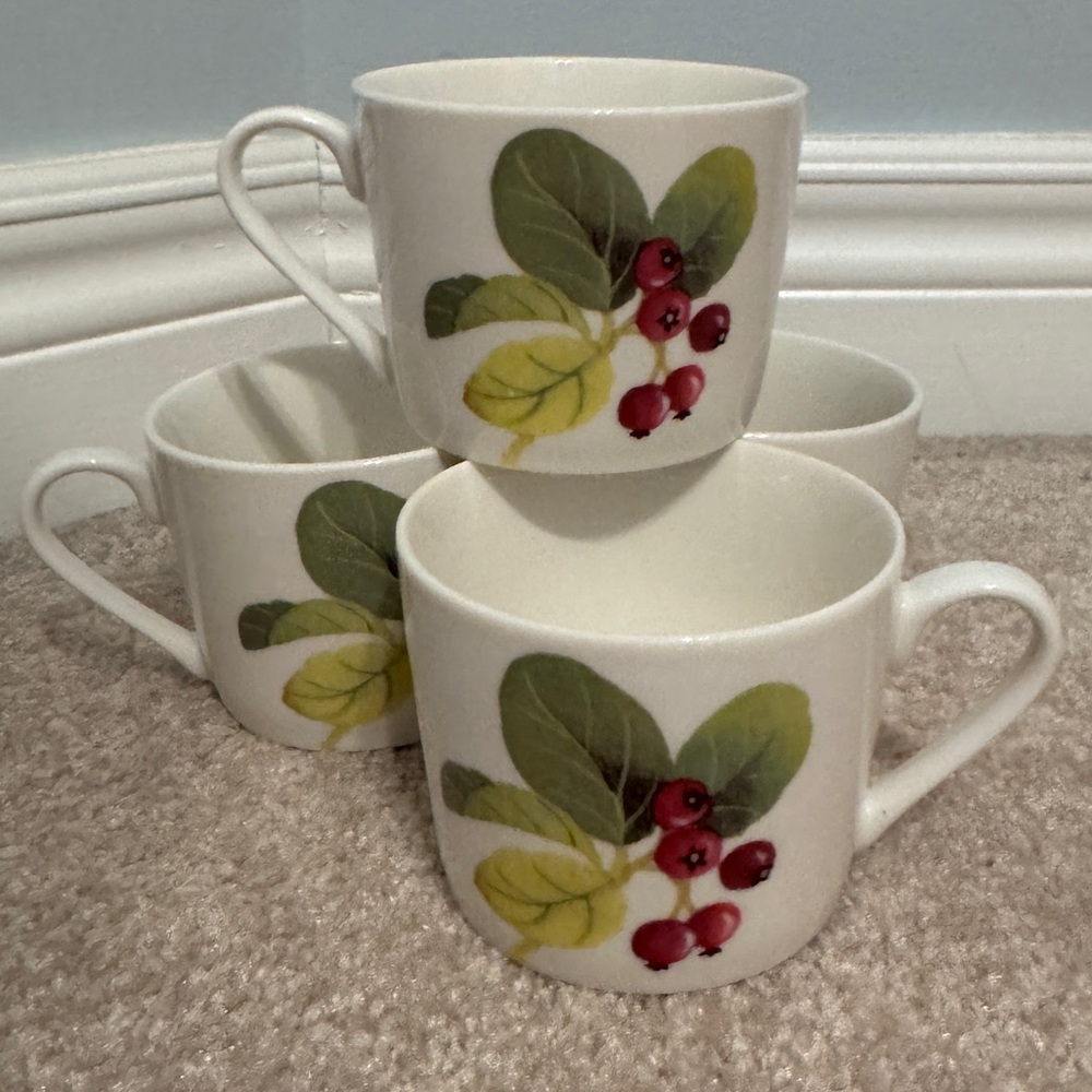 4 Tea Mugs